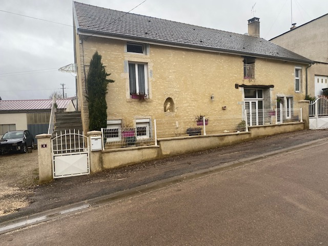 A vendre maison de village à CLEMENCEY (proximité Gevrey-Cha