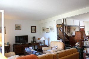 A VENDRE-VILLERS LES POTS VASTE MAISON TYPE 7 SUR 2300 M2 