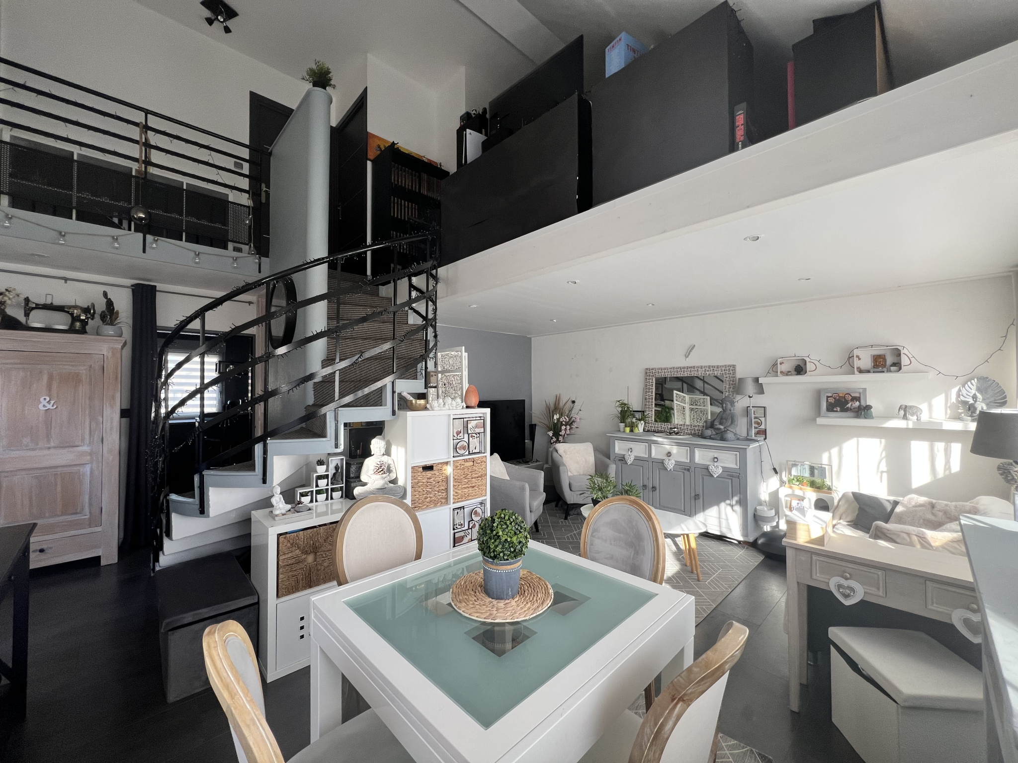 A VENDRE DIJON PORT DU CANAL - APPARTEMENT DE TYPE 4 de 86 M