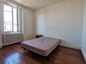  A VENDRE -  DIJON Victor Hugo  - Appartement T 2 de 47 m2