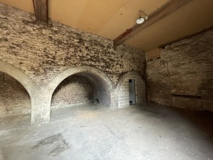 A VENDRE BÂTIMENT ANCIEN A RENOVER BEAUNE CENTRE