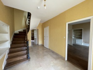 A VENDRE TYPE 2  A RENOVER  NUITS ST GEORGES 