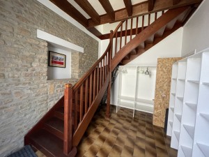 A VENDRE APPARTEMENT TYPE 6 DIJON MONTMUZARD 