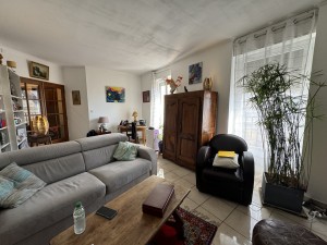 A VENDRE APPARTEMENT TYPE 2 LOUE DIJON PROCHE PLACE GRANGIER