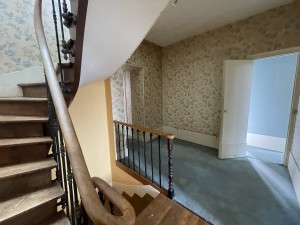 A VENDRE TYPE 3 A RENOVER  NUITS ST GEORGES 