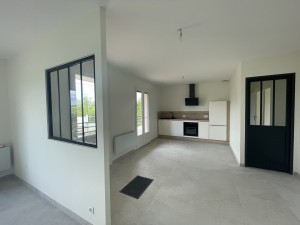 MAISON TYPE 4 INTEGRALEMENT RENOVEE  BEAUNE MAREY