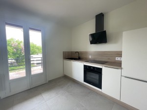 MAISON TYPE 4 INTEGRALEMENT RENOVEE  BEAUNE MAREY