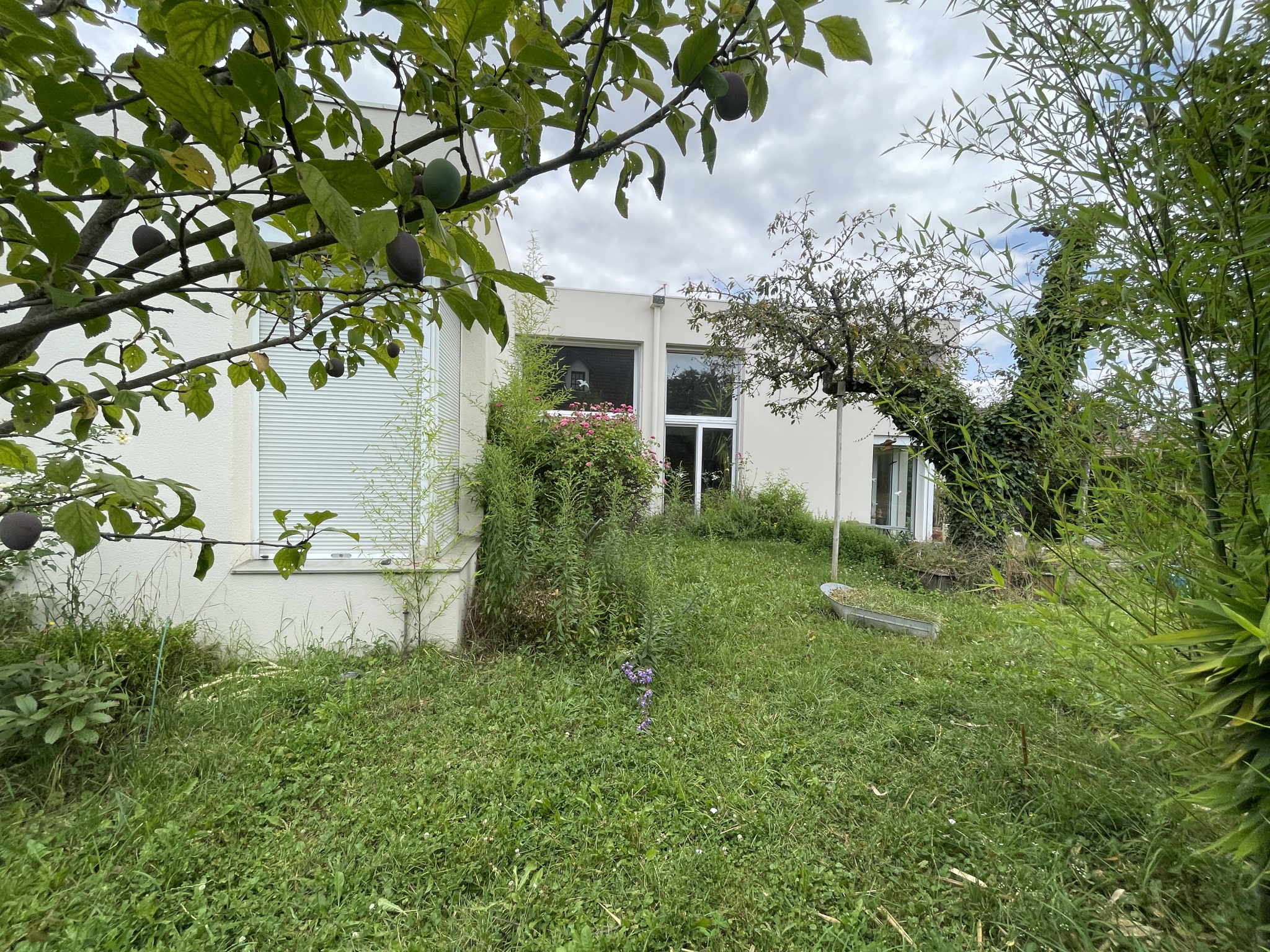 A VENDRE MAISON D'ARCHITECTE DE TYPE 8 DIJON MARC D'OR 