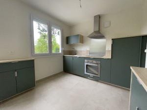 A VENDRE MAISON TYPE 4 SANTENAY 