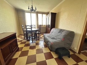 A VENDRE à Dijon-Bourroches, appartement T3 avec balcon 