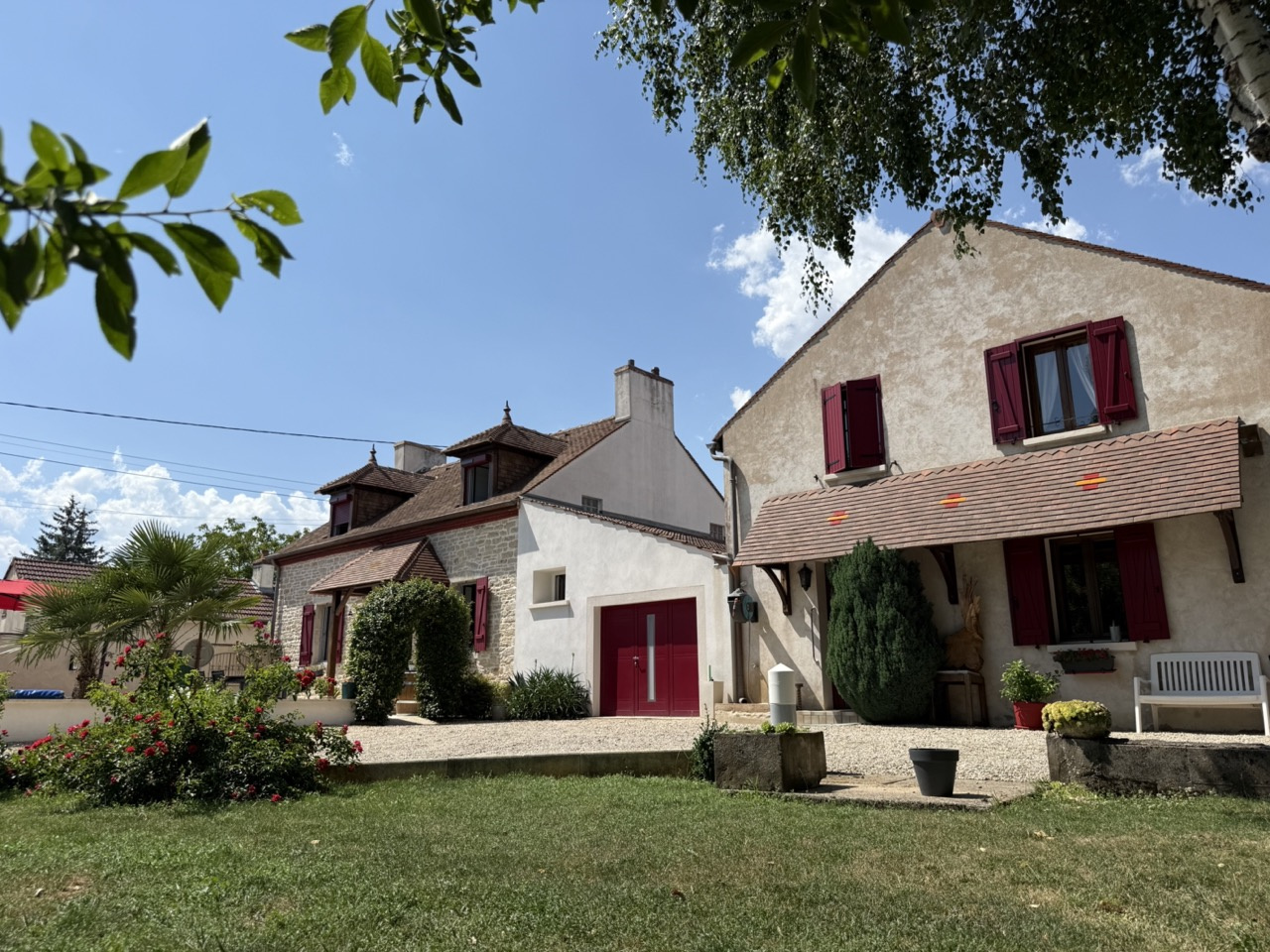 A VENDRE LONGECOURT EN PLAINE (20 MN DIJON EST), belle propr