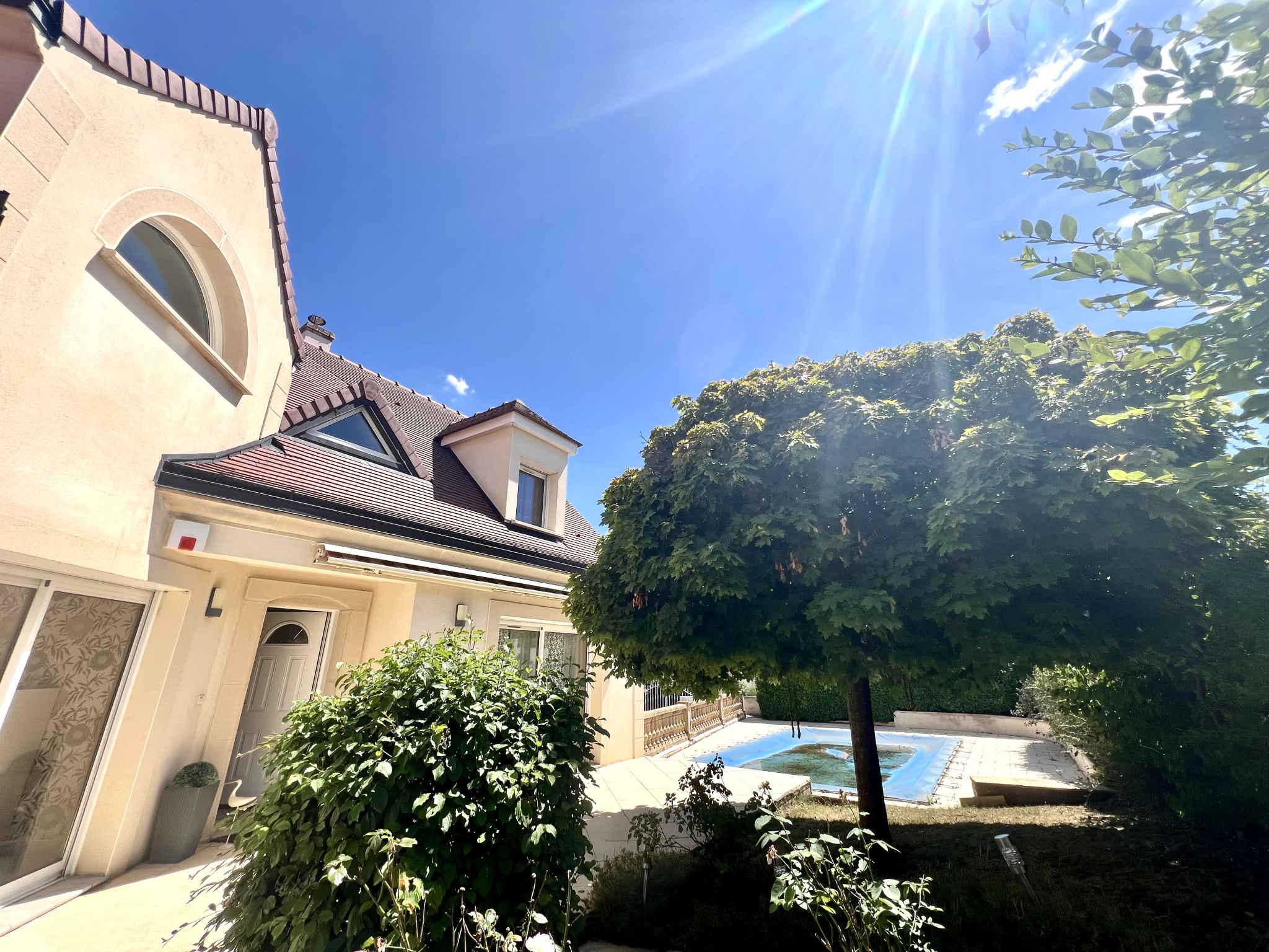 A VENDRE - TALANT 'CHIVALIÈRES » (DIJON NORD) MAISON TYPE 7 