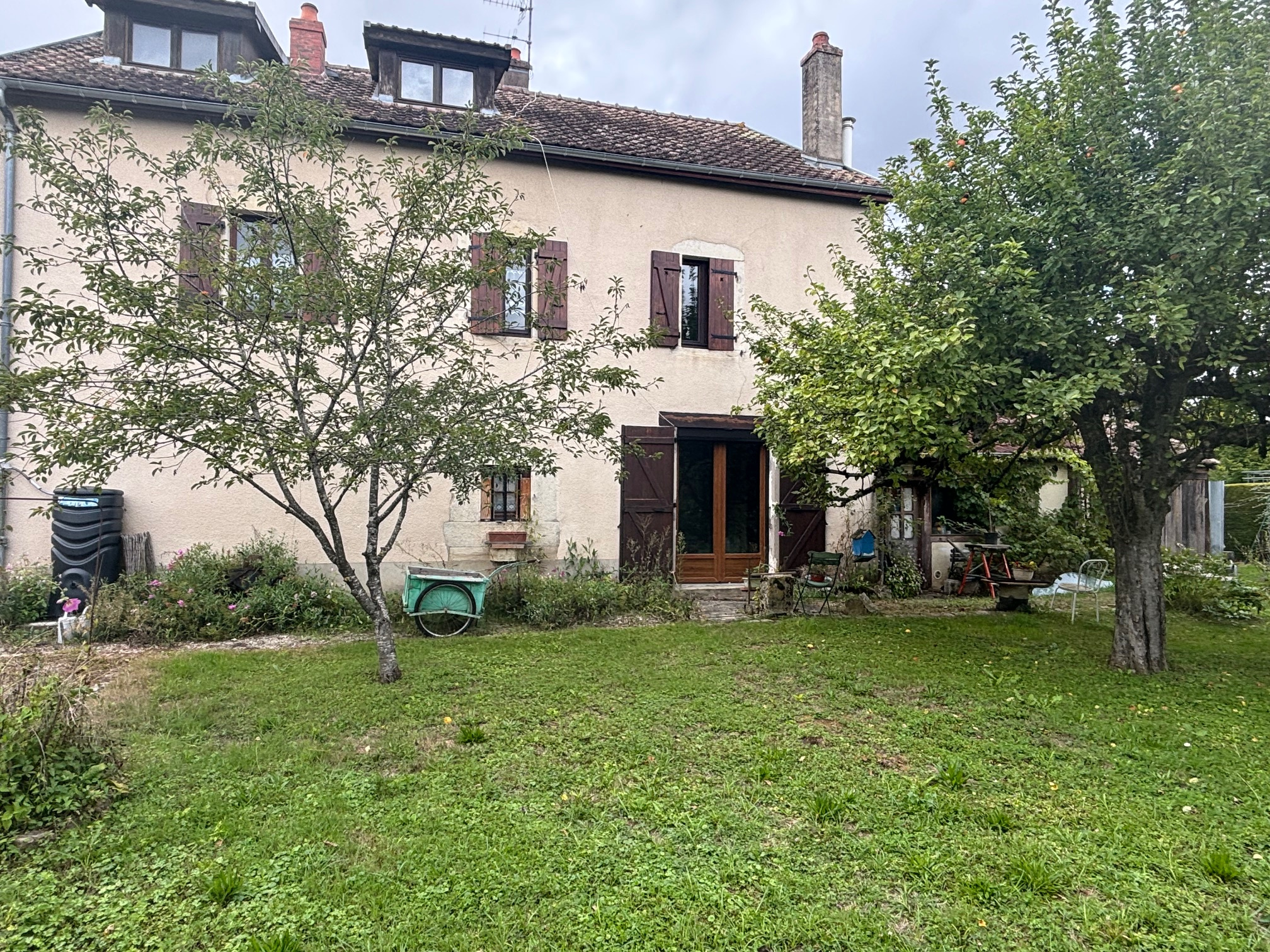 A VENDRE SAINT JULIEN Coeur de Village (10 mn DIJON Nord) Ma