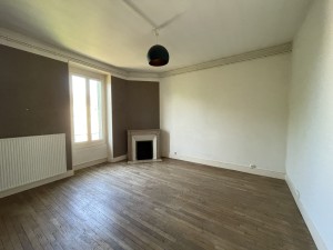 MAISON TYPE 8 A NUITS SAINT GEORGES 