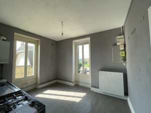 MAISON TYPE 8 A NUITS SAINT GEORGES 