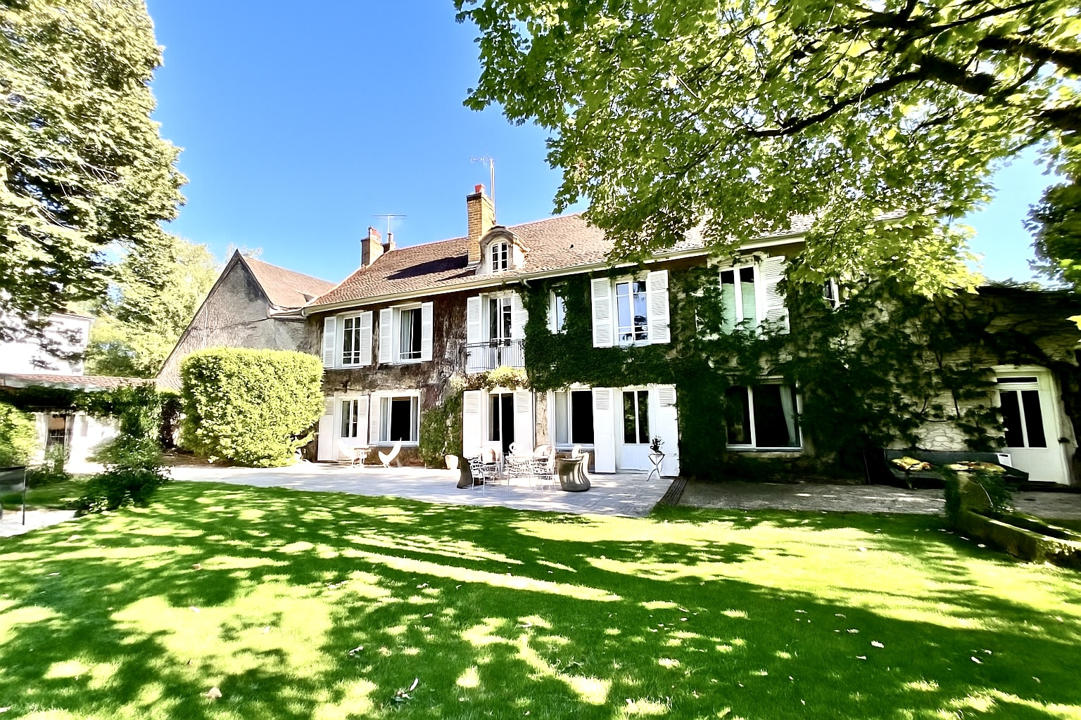 A VENDRE MAISON 6 PIECES BEAUNE CENTRE