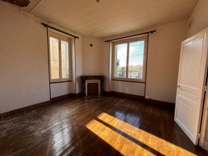 MAISON TYPE 8 A NUITS SAINT GEORGES 