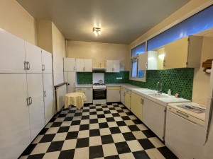 A VENDRE MAISON D'ARCHITECTE DE TYPE 8 DIJON MARC D'OR