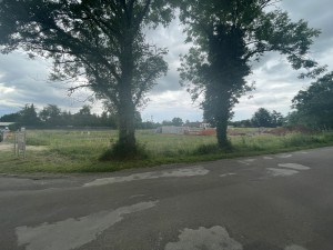 A VENDRE TERRAIN A BATIR MESSIGNY ET VENTOUX
