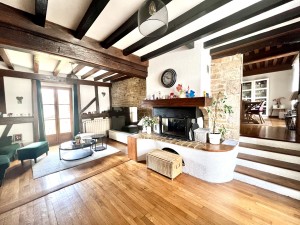 A VENDRE CORPEAU (PROX BEAUNE) MAISON 7 PIÈCES