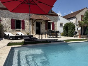 A VENDRE LONGECOURT EN PLAINE (20 MN DIJON EST), belle propr