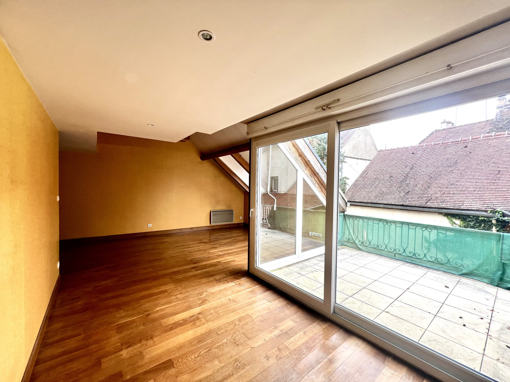 A VENDRE BEAUNE HYPER CENTRE MAISON DE 70M2