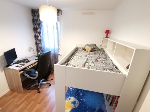  A vendre - Chevigny-Saint-Sauveur - Maison T 6 avec jardin.