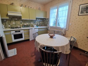  A VENDRE - Varois-et-chaignot - (5 min Dijon Est)  Maison T
