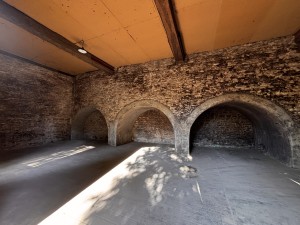 A VENDRE BÂTIMENT ANCIEN A RENOVER BEAUNE CENTRE