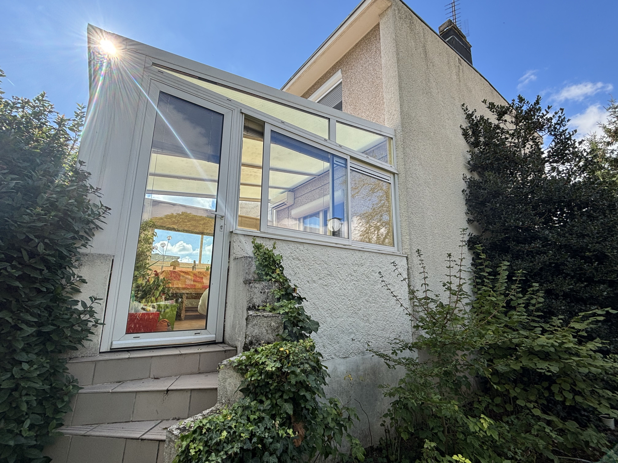 A VENDRE CHENOVE (5mn DIJON sud-secteur pavillonnaire) agrea