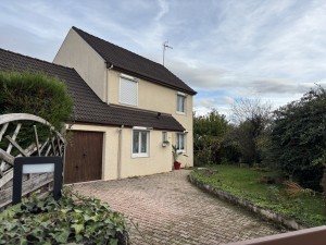 A VENDRE SAINT APOLLINAIRE (Au calme dans impasse) maison de