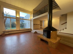 A VENDRE MAISON D'ARCHITECTE DE TYPE 8 DIJON MARC D'OR 