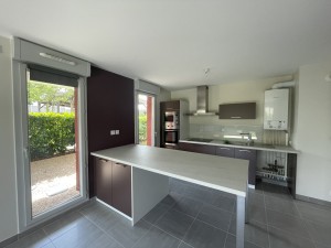 A VENDRE TYPE 3 AVEC JARDIN DIJON MONTAGNE STE ANNE