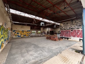 A VENDRE ENTREPOT LONGVIC ZONE D ACTIVITE DE LA COLOMBIERE