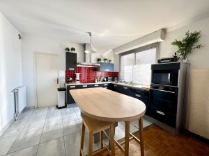 A VENDRE APT T4 DE 98.35M2 À DIJON (21000) AVEC BALCON ET PA