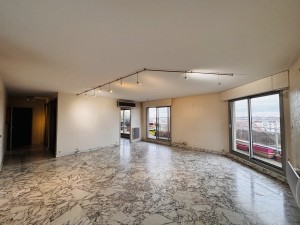 A VENDRE APPARTEMENT TYPE 5 AVEC TERRASSE DIJON MONTCHAPET 