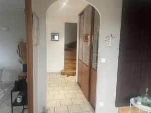  À VENDRE ANCIENNE PROPRIETE DE CHARME AU CALME GERLAND PROC