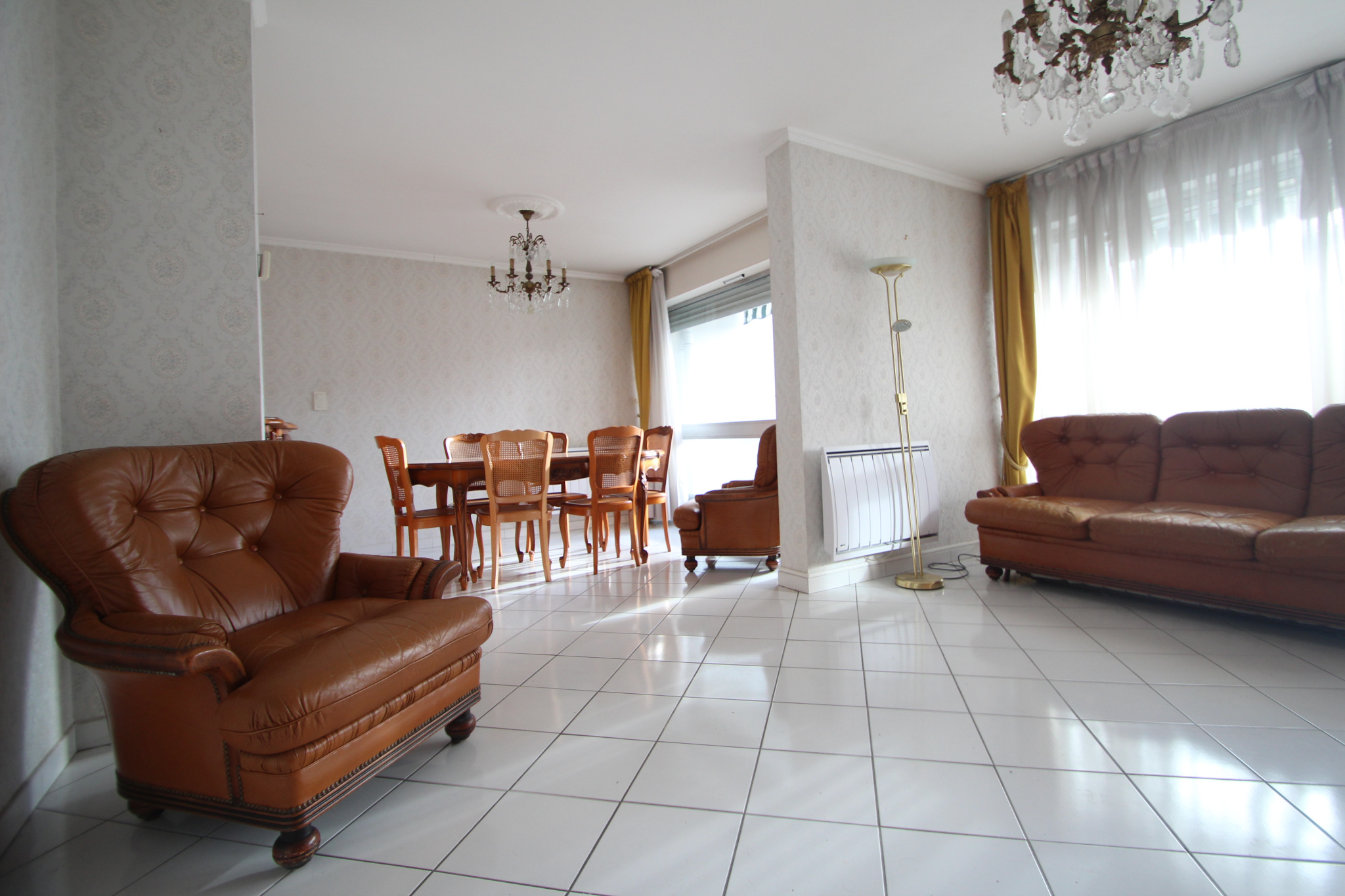 A VENDRE DIJON APPARTEMENT TYPE 4 PROX CITÉ GASTRONOMIQUE & 