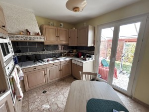 A VENDRE SAINT APOLLINAIRE (Au calme dans impasse) maison de