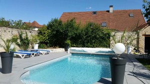 A vendre belle maison en pierres à Savigny-le-Sec. Un vérita