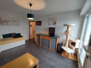 A VENDRE CHENOVE (5mn DIJON Sud - Tram - Divia) au 6eme étag