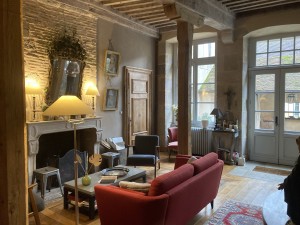 A VENDRE MAISON DE PRESTIGE CENTRE VILLE HISTORIQUE D'AUTUN.