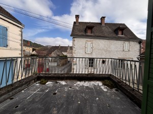 A VENDRE MAISON DE VILLAGE VOLNAY 10MN BEAUNE 
