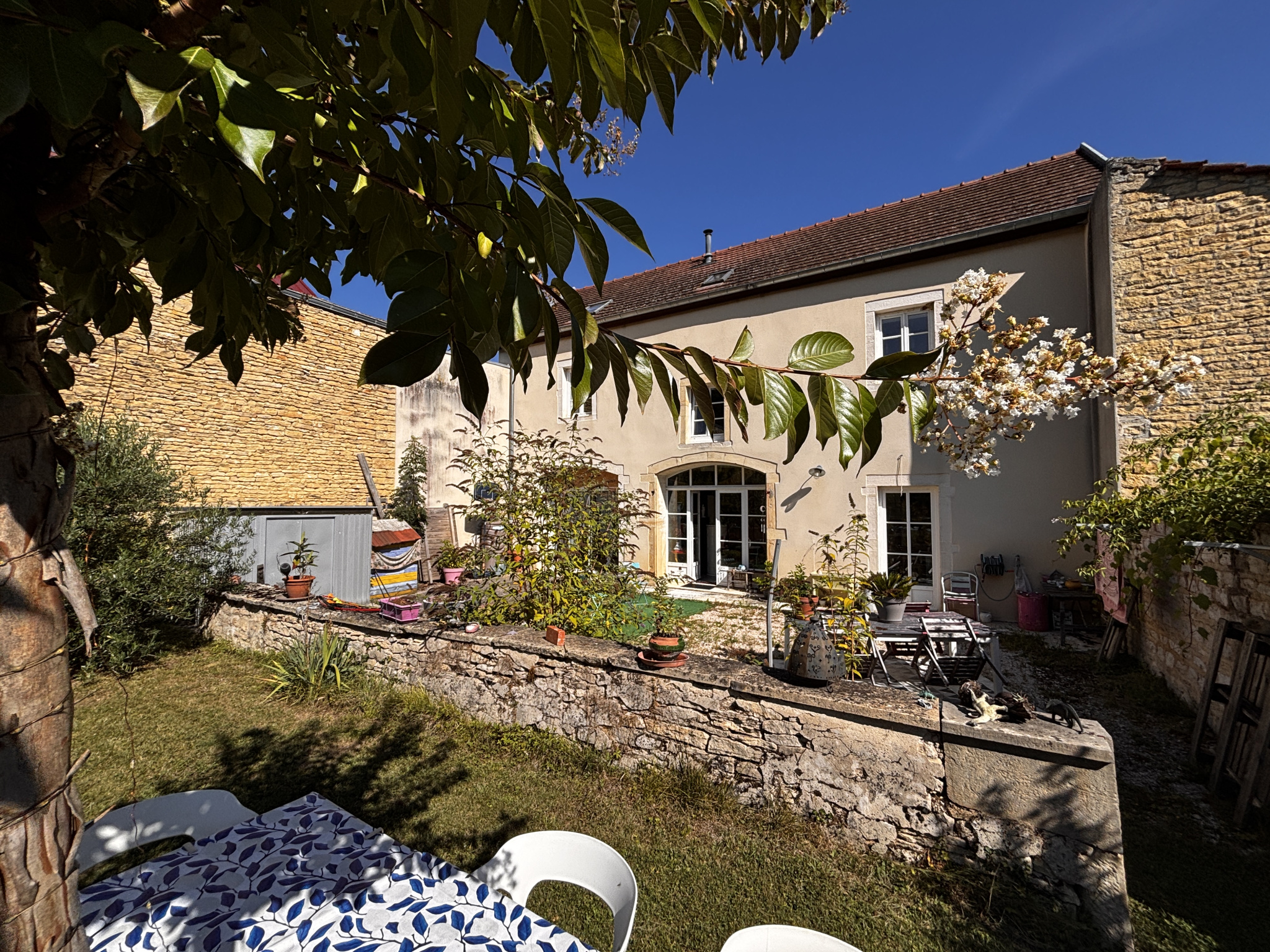  A VANDRE MAISON ANCIENNE RENOVEE MEUILLEY 10MN NUITS ST GEO