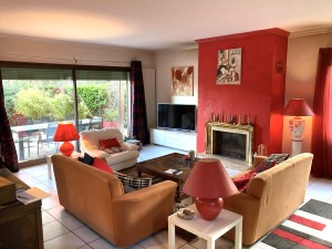 A VENDRE MAISON T6 AUTUN