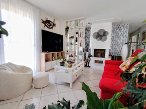 A VENDRE - BINGES 20 min DIJON Est - Maison  lumineuse de 14