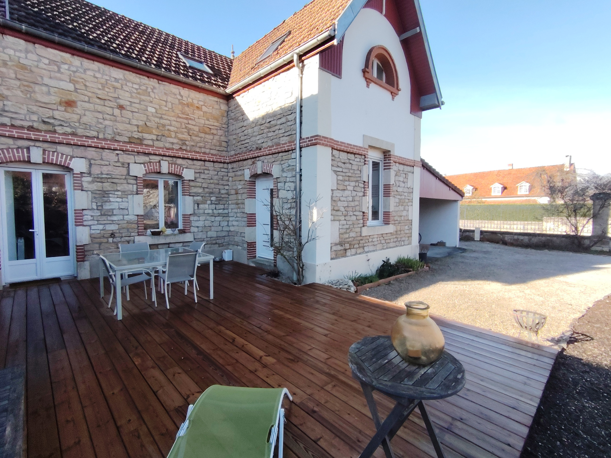 A VENDRE MAISON COUTERNON