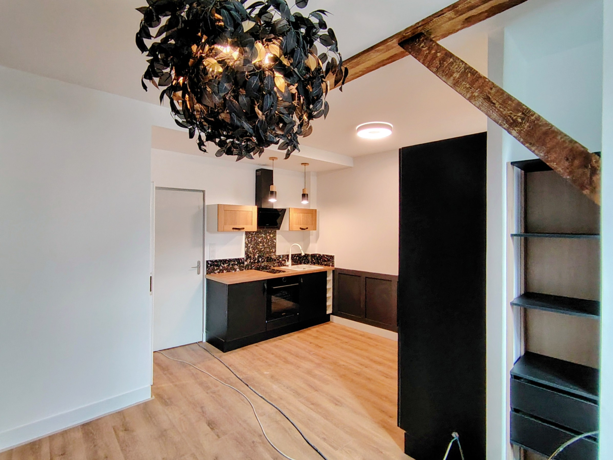 A VENDRE - DIJON PLACE DE 1ER MAI - APPARTEMENT T 2