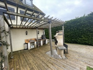  A VENDRE  à MARLIENS proximité de Genlis (20 km au sud-est 