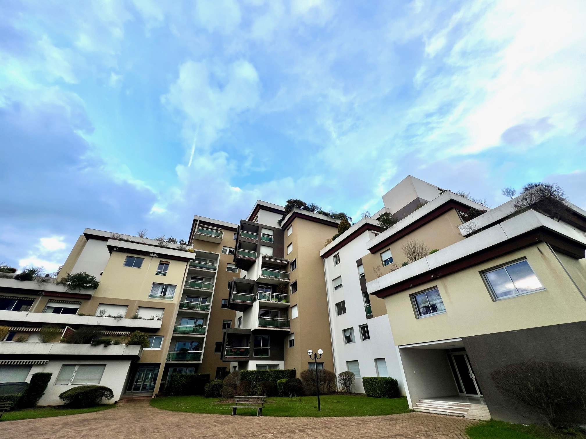 A VENDRE APT T4 DE 98.35M2 À DIJON (21000) AVEC BALCON ET PA